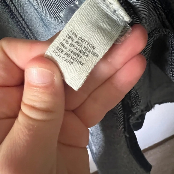 Indigo Thread Semi-Distressed Oversized Trucker Denim Jacket - XS - Picture 5 of 5